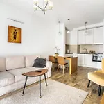 Vipwarsawapartments Diamond Mennica Apartment Warschau
